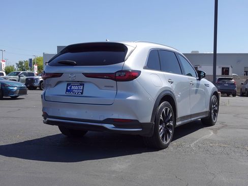 Certified 2024 MAZDA CX-90 Plug-In Hybrid w/ Premium Pkg AWD/4WD image 4