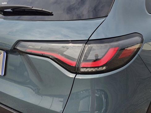 New 2026 Honda HR-V LX image 9