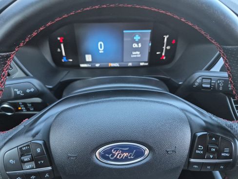 Certified 2025 Ford Escape ST-Line w/ Tech Pack #1 image 27