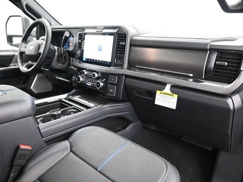 New 2026 Ford F250 Platinum AWD/4WD image 10