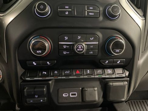 Used 2020 Chevrolet Silverado 1500 RST w/ All-Star Edition AWD/4WD image 28