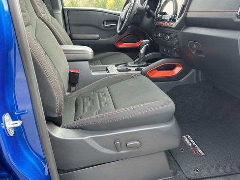 Certified 2025 Nissan Frontier PRO-4X image 14