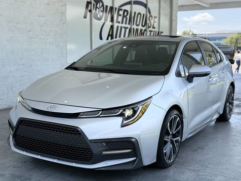Used 2021 Toyota Corolla SE w/ SE Premium Package image 2