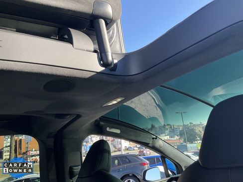 Used 2023 Tesla Model X image 60