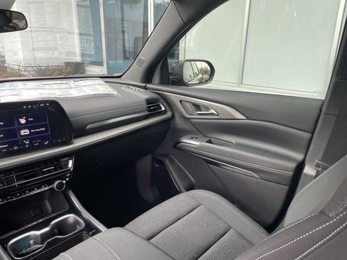 New 2025 Chevrolet Traverse LT w/ Enhanced Driving Package image 60