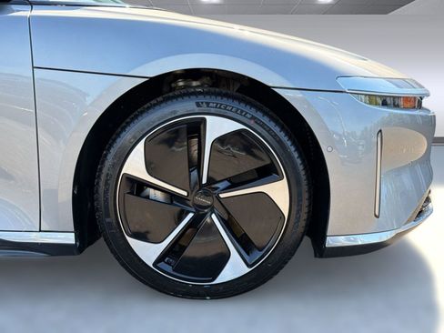 Used 2024 Lucid Air Touring AWD/4WD image 12