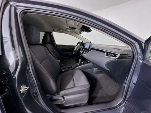 Used 2025 Toyota Corolla LE image 26