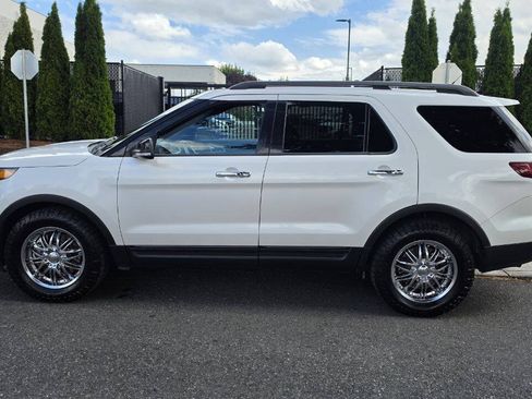 Used 2014 Ford Explorer Sport w/ Equipment Group 401A AWD/4WD image 8