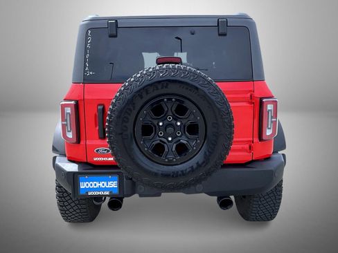 Used 2024 Ford Bronco Wildtrak image 6