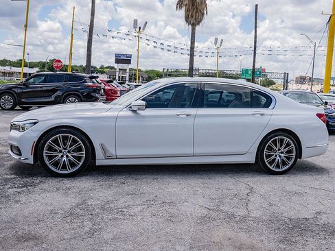 Used 2019 BMW 740i RWD image 8