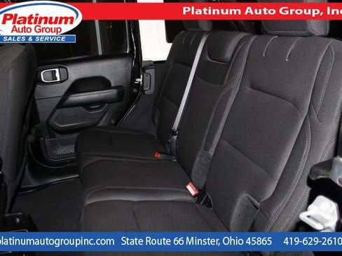 Used 2019 Jeep Wrangler Unlimited Sahara w/ Safety Group image 26