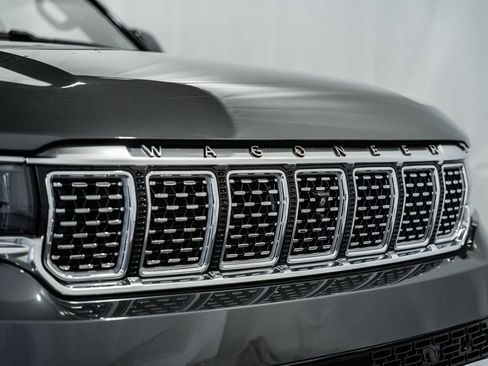 New 2024 Jeep Grand Wagoneer Series III w/ HD Trailer Tow Package image 12