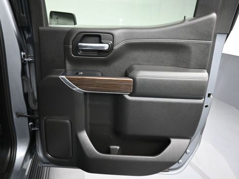 Used 2019 Chevrolet Silverado 1500 RST image 40