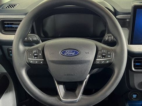 New 2025 Ford Maverick XLT FWD image 9