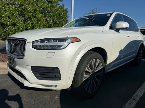 Used 2021 Volvo XC90 T6 Momentum w/ Advanced Package AWD/4WD image 2