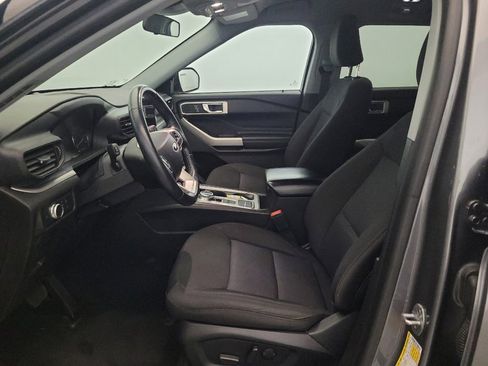 Used 2022 Ford Explorer XLT RWD image 17