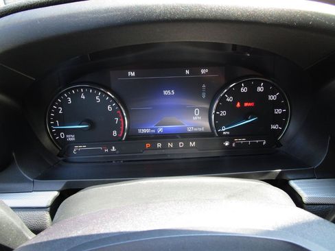 Used 2020 Ford Explorer XLT w/ Equipment Group 202A RWD image 11