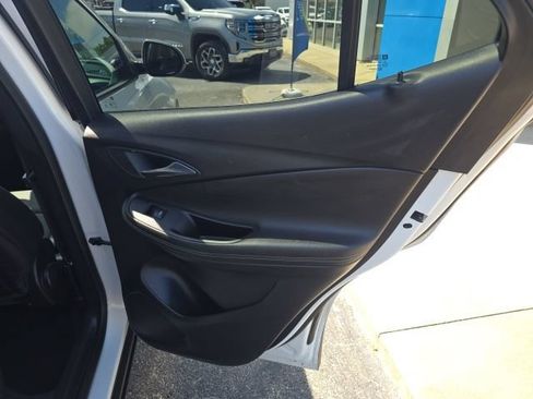 Used 2023 Buick Encore GX Preferred w/ Cold Weather Comfort Package FWD image 35