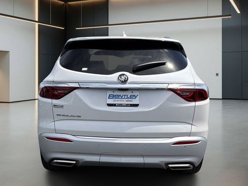 Used 2023 Buick Enclave Premium w/ Trailering Package, 5000 lbs. FWD image 5