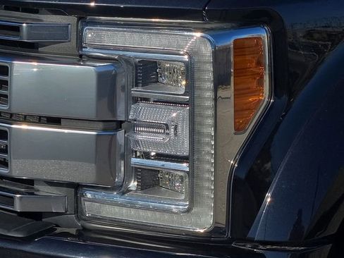 Used 2019 Ford F450 Platinum w/ Platinum Ultimate Package image 8