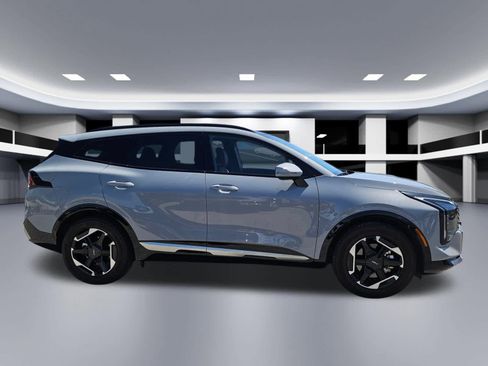 Certified 2026 Kia Sportage SX FWD image 8