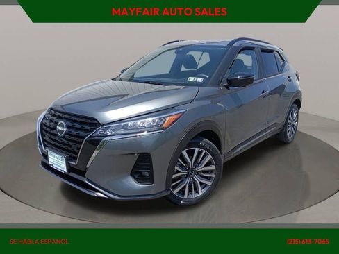 Used 2024 Nissan Kicks SR image 1