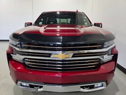 Used 2022 Chevrolet Silverado 1500 High Country w/ Z71 Off-Road Package image 9