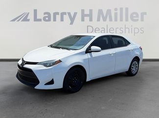 Used 2019 Toyota Corolla LE FWD video 1