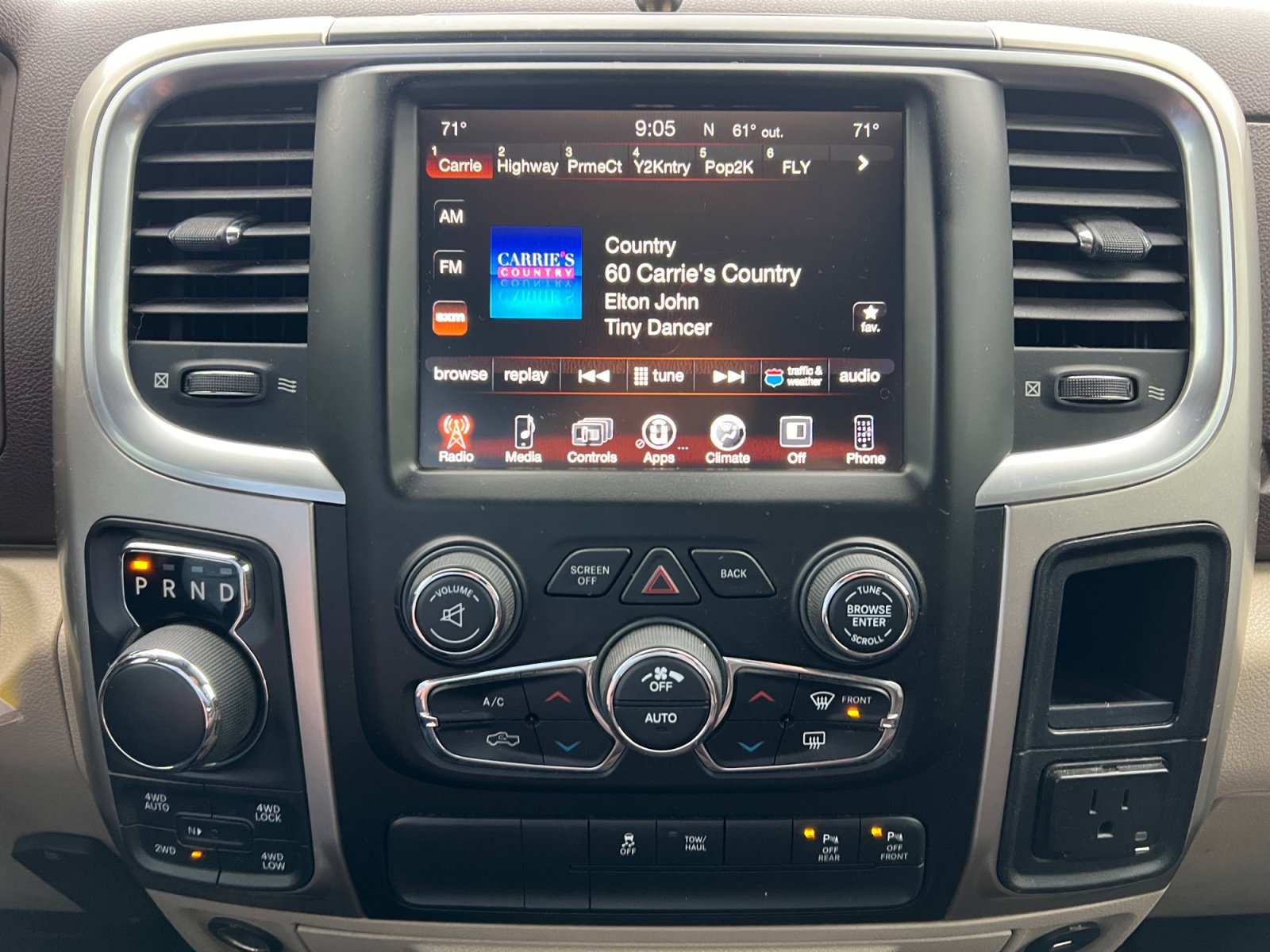Used 2017 RAM 1500 Big Horn AWD/4WD image 12