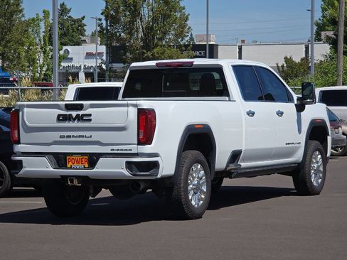 Used 2023 GMC Sierra 3500 Denali w/ Denali Ultimate Package AWD/4WD image 4
