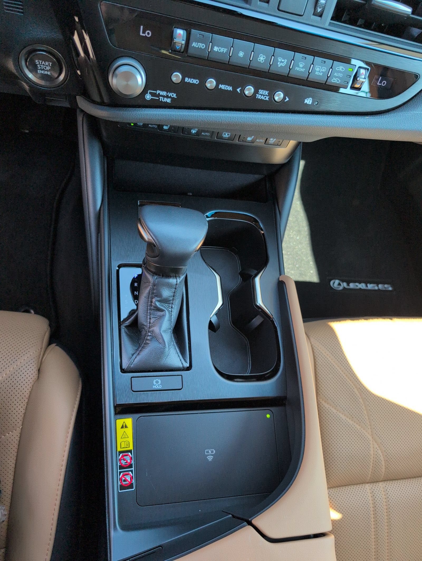 Certified 2023 Lexus ES 350 Ultra Luxury w/ Accessory Package (Z2) FWD image 15