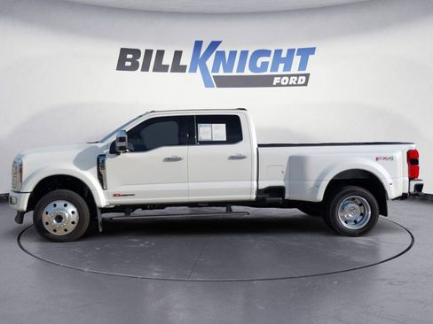 Used 2025 Ford F450 Platinum w/ Platinum Plus Package image 2