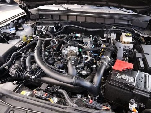 Certified 2024 Ford Bronco Wildtrak AWD/4WD image 30