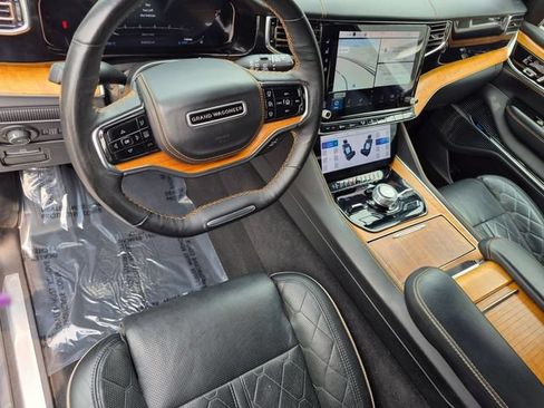 Certified 2024 Jeep Grand Wagoneer L Series III AWD/4WD image 11