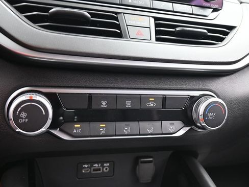 Used 2024 Nissan Altima 2.5 SR image 22