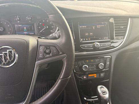 Used 2022 Buick Encore Preferred w/ Safety Package image 16