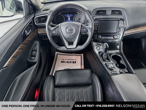 Used 2017 Nissan Maxima Platinum FWD image 24