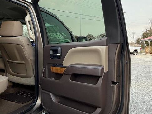 Used 2015 GMC Sierra 1500 SLE w/ SLE Value Package image 17