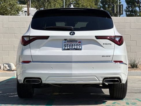 Certified 2025 Acura MDX SH-AWD w/ Advance Package image 9