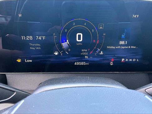 Used 2024 Chevrolet Traverse LT FWD image 13