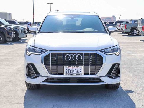 Used 2025 Audi Q3 2.0T Premium w/ Convenience Package image 2