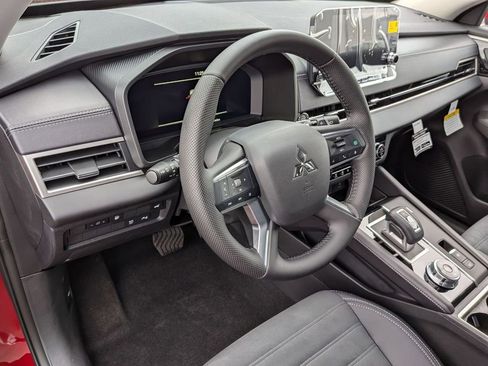 New 2025 Mitsubishi Outlander SE AWD/4WD image 10