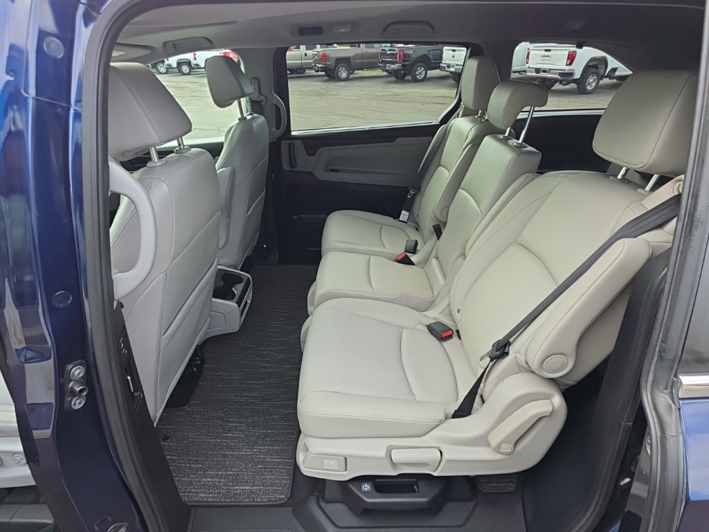 Used 2023 Honda Odyssey EX-L image 17