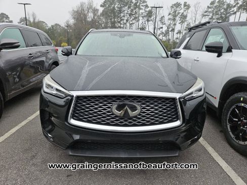 Used 2019 INFINITI QX50 Essential w/ Premium Heat Package image 3