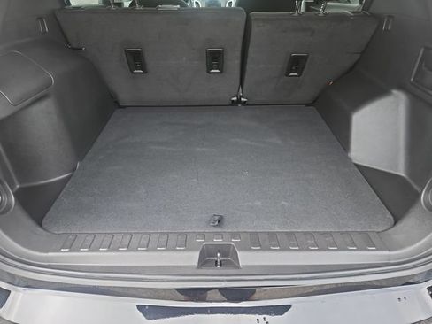 Certified 2024 Chevrolet Equinox LT FWD image 25