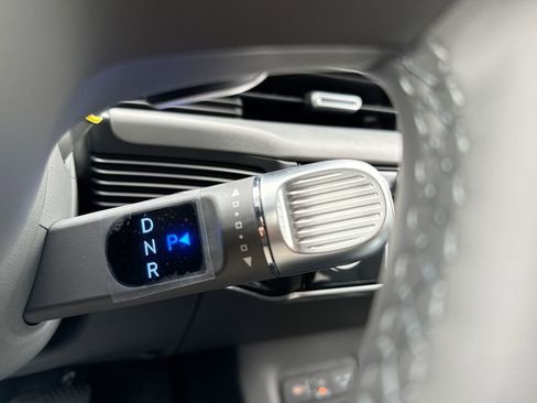 New 2026 Hyundai Ioniq 5 SEL image 21