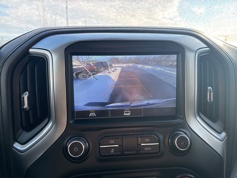 Used 2021 Chevrolet Silverado 1500 LT Trail Boss w/ Convenience Package II image 22