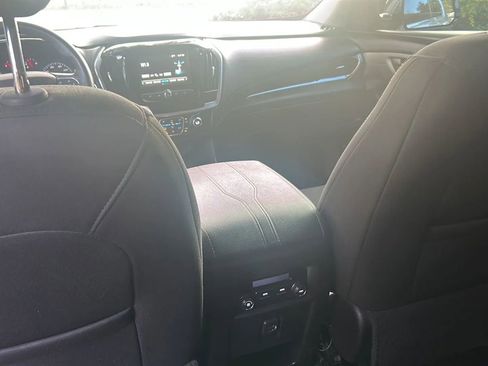 Used 2019 Chevrolet Traverse LS w/ LPO, Floor Liner Package FWD image 19