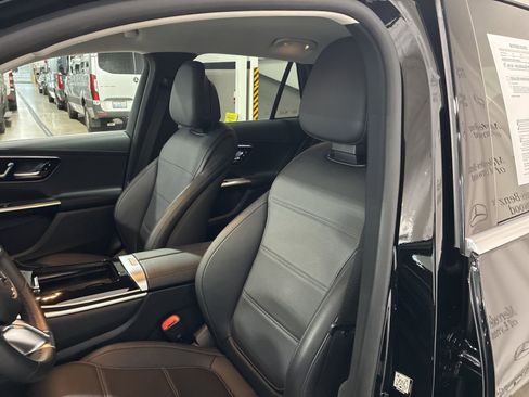 Used 2025 Mercedes-Benz GLC 350e GLC 350e image 10