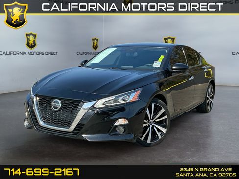 Used 2022 Nissan Altima 2.5 Platinum AWD/4WD image 1